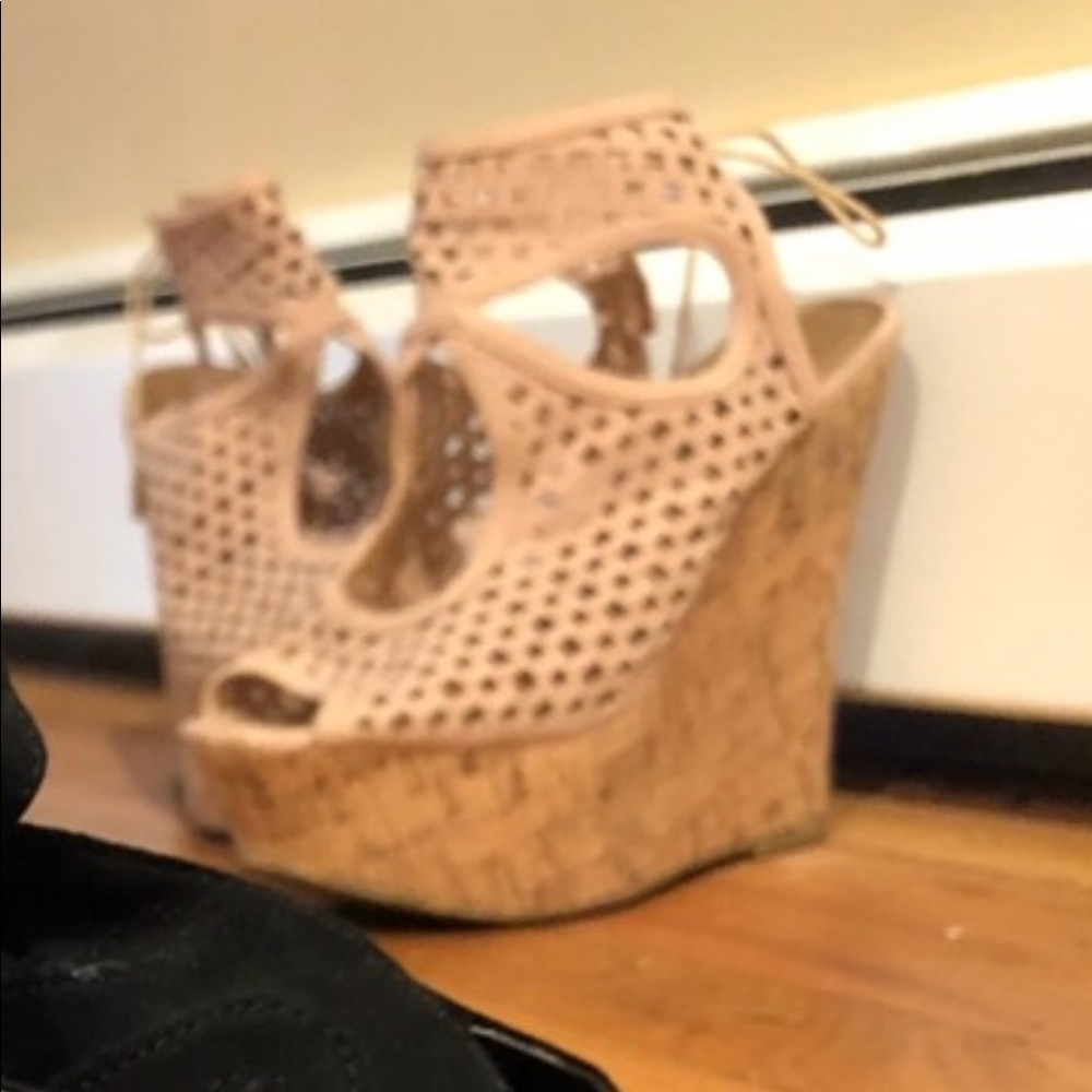 Beige/almost light pink Wedges